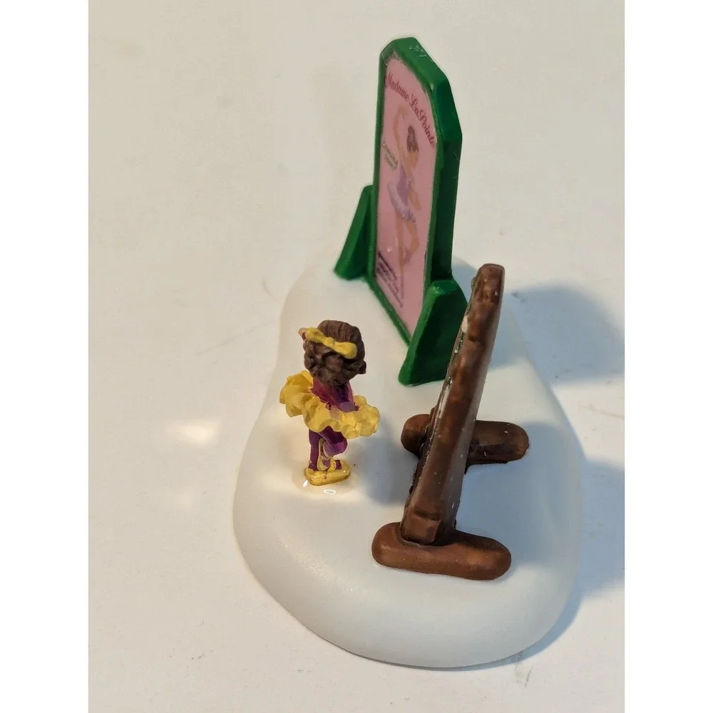 Department 56 North Pole series,‎ The Little ballerina